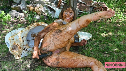 Ninounini - REAL HUMAN PUBLIC TOILET EATS SHIT (ENG SUBS) (2025 | UltraHD/4K)