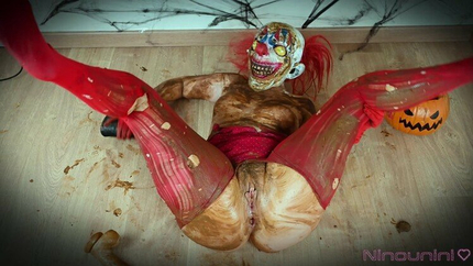 Dirty Halloween : I Shit And Piss In A Pumpkin For Halloween Before Playing With The Contents And Fucking My Ass (2024 | UltraHD/4K)