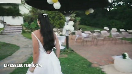 A revenge fuck foursome with the bride and her bridesmaids Milan Cheek, Alexa Flexy and Alexis Crystal (2025 | SD)