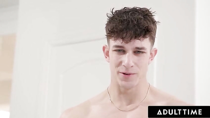 Leana Lovings, Parker Ambrose - ADULT TIME - Uptight College Student Leana Lovings Seduced For Taboo Fuck With Sexy StepCousin! (2025 | SD)