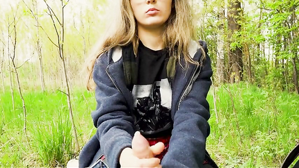 I took my girlfriend to the forest and persuaded her to masturbate to me in a condom. She broke down, but agreed. (2025 | SD)