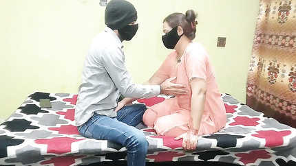 Indian Desi Bhabhi ny Bacha Leny k Leay Jeth sy Chudai krva Li Clear Hindi Audio Hot Bhabhi Sex Desi Sex (2025 | SD)