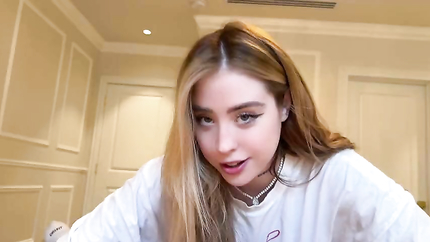 Little StepSister Sneaks Into My Room...FORGOT TO WEAR PANTIES-Rosie Rider (2025 | SD)