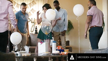 Casey Calvert, Michael Vegas, Codey Steele, Hollywood Cash - MODERN-DAY SINS - Bored Casey Calvert's SNEAKY SEX With Hubby Turns Into GANGBANG With Their In-Laws (2025 | SD)