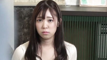 My wife is asked to be a model for an artist sketching (2025 | SD)