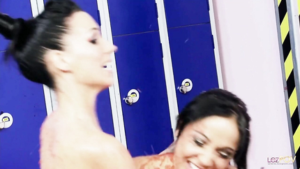 Tammie Lee, Romana Ryder - a Pool of Jello Makes the British Lesbians with Big Boobs Want to Wrestle in It (2025 | HD)