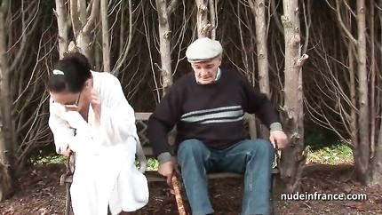 Young amateur banged by Papy Voyeur (2025 | SD)