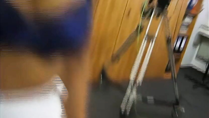 boss secretly sucking dick of her employee (2025 | SD)