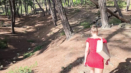 I met a beauty on a wild beach. (2026 | SD)