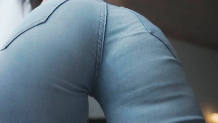I'm sitting on your face with my ass in jeans and panties (2026 | SD)