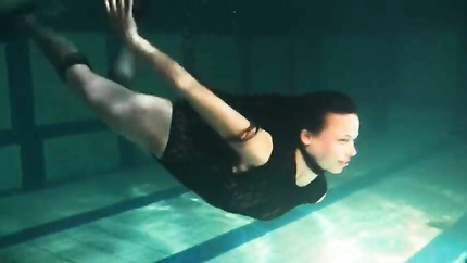 Lesbians and solo girls make out underwater (2026 | SD)