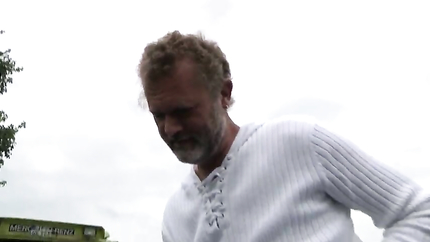 Mature bitch loves to suck cock (2025 | SD)