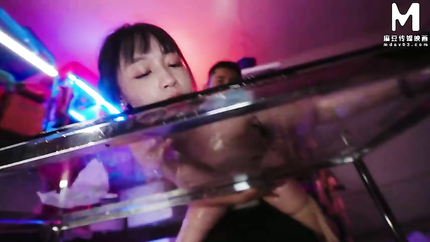 Li Rong Rong, Xia Qing Zi, Su Chang - ModelMedia Asia - A pervert wife invites her husband to a wife-swapping party so that she can cheat on him openly (2026 | SD)