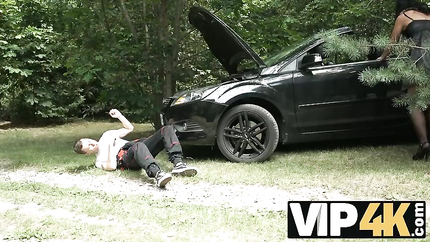 Texas Patti, Charlie Dean - VIP4K. Hot mature brunette Texas Patti knows how to turn on men in public (2026 | SD)