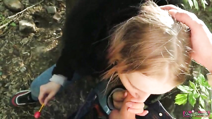 Young girl gives a blowjob to her friend in a public park! (2026 | SD)