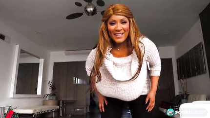 Africa Sexxx shows off her giant tits and gets off (2026 | SD)