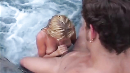 Jodie Moore - Beautiful blonde pussy licking pussy fucking in the swimming pool (2026 | SD)