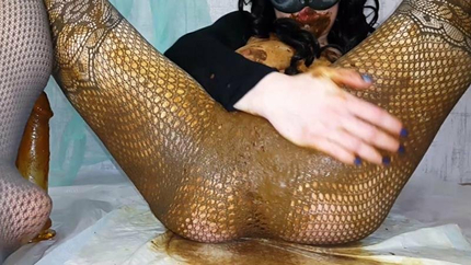 Shitty Fishnet Pantyhose - Anna Coprofield (2021 | FullHD)