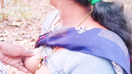 Desi jungle sex. Beautiful bhabi fucking husbend's brother big dick in forest. Telugu dirty talks. (2026 | SD)