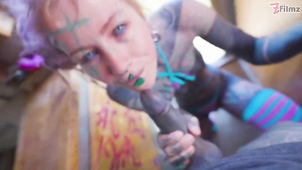 Tattooed hottie Anuskatzz has fun in the RV (2026 | SD)