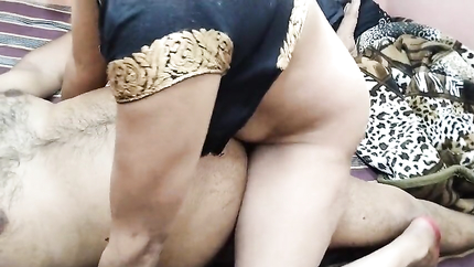 Neelam bhabhi her husband's friend in Saree enjoying midnight (2026 | SD)