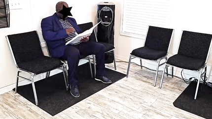 I caught the customer looking at my big fat pussy under my skirt, then he ended up burying his face in my wet pussy - Jamdown26 (2026 | SD)