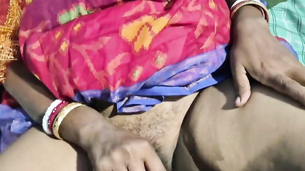 Barnali bhabhi ne siraj ki bara ko chus Diya and jor jor se chudai ki (2026 | SD)