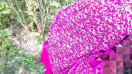 Bangali makan Malkin ke sath majdur ne jungle me mangal Kar diya.madhu bhabhi ko bhaiya ne khet me chut ki chudai kar diya xxx (2026 | SD)