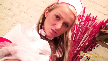 Stunning blonde masturbates with dildo and fingers (2026 | SD)