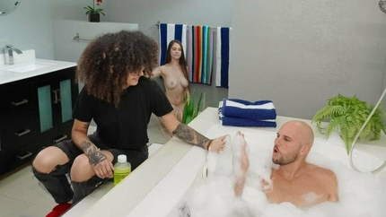 Josie Tucker - Sneaky Sex - U Up? (2022 | FullHD)