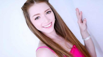 Myra Moans - Amateur Allure Welcomes Myra Moans, a Housekeeper Looking to Show Off Her Oral Skills (2024 | HD)