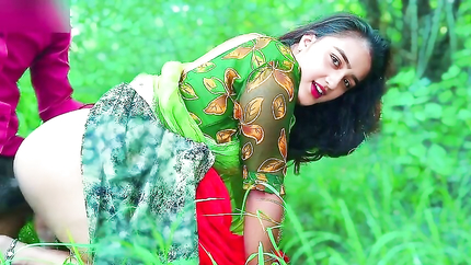 Dehati Village girl outdoor fun, jija sali fuck, Dehati gav ki ladki apne jiju ke sath khet pr gai or jiju se chudai hindi audio (2026 | SD)