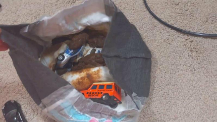 PooGirlSofia - Messy Vintage Toy Car Fetish custom video (Extended Version) (2025 | FullHD)