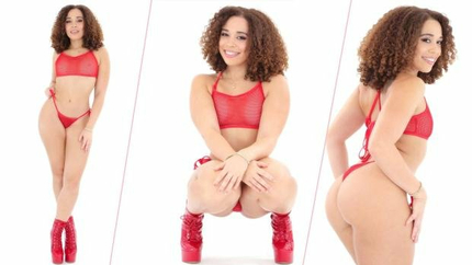 Willow Ryder - Willow Ryder Mounts Her Stallion (2025 | FullHD)