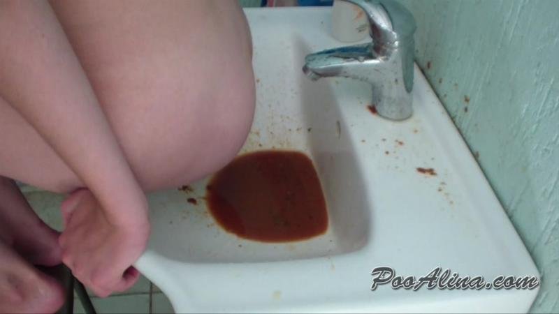 Pooping smearing sitting in shit and striptease - Nastygirl (2021 | 1280x720)