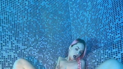Adele - Hot Girl With Long Pink Hair Adele Gets Hot And Steamy In Sauna With Hitachi And Big Realistic Dildo (2024 | FullHD)