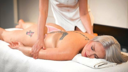 Gigi Max, Mel Melicious - Gigi Max and Mel Melicious erotic massage (2025 | FullHD)