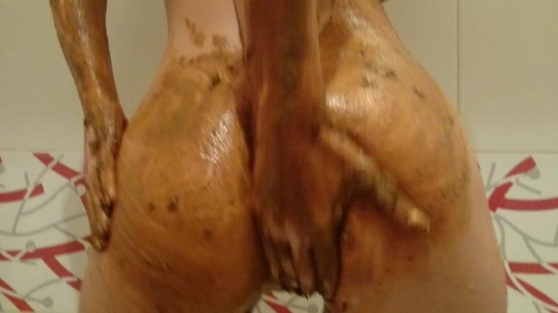 Sexy Body Is All Covered With Shit - Brown wife (2021 | FullHD | Scatshop)