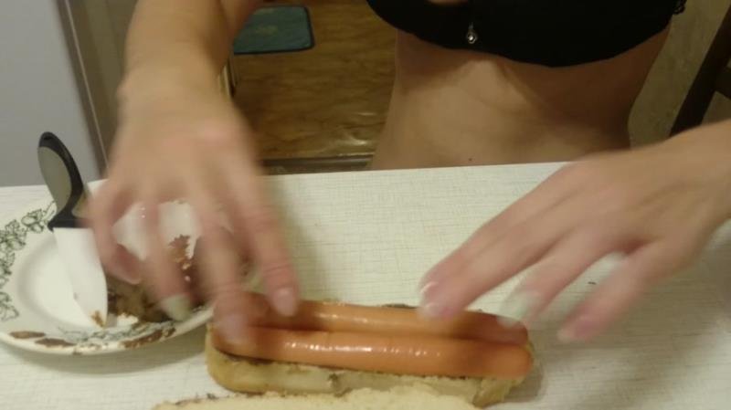 Hotdog With Shit Is Delicious Food - Brown wife (2021 | FullHD | Scatshop)
