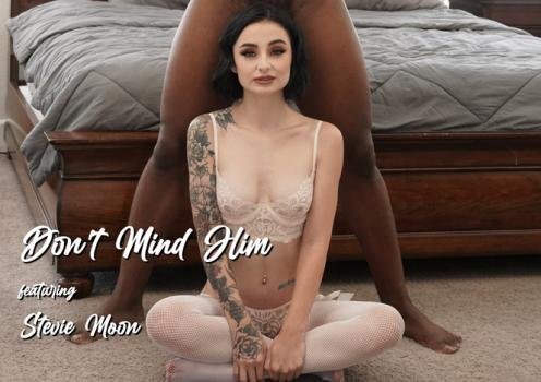 Stevie Moon - Don't Mind Him (2022 | HD)