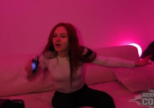 Lea - Ginger Lea Vaping And Masturbating With A Rabbit Dildo (2025 | FullHD)